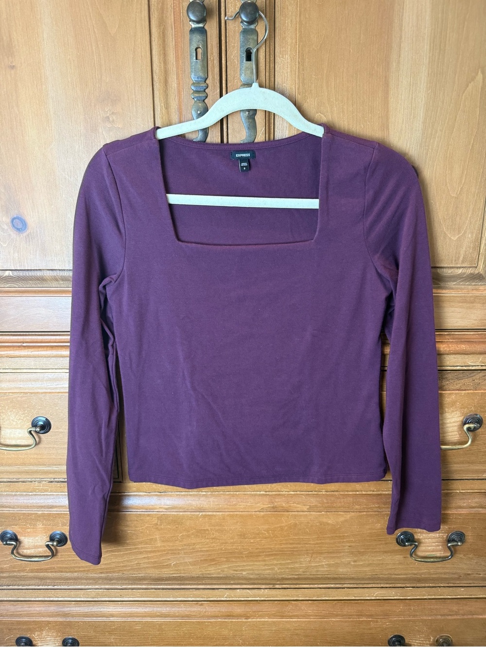 Express Long-Sleeve Square Neck Top in Plum